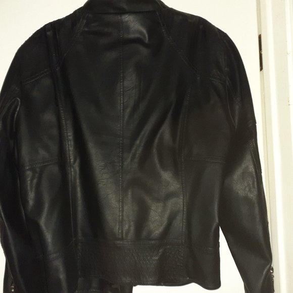 Max Studio/Max Jeans - Picture 9 of 11